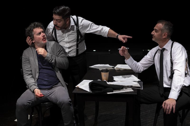 ΘΕΑΤΡΙΚΗ ΟΜΑΔΑ ΣΑΜΟΥ "THE PILLOWMAN"