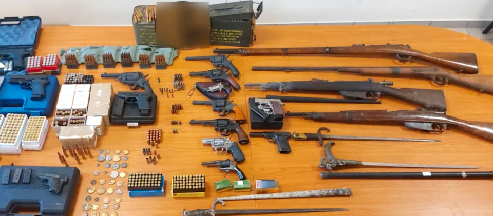 Σάμος: 53χρονη γυναίκα διατηρούσε ...οπλοστάσιο