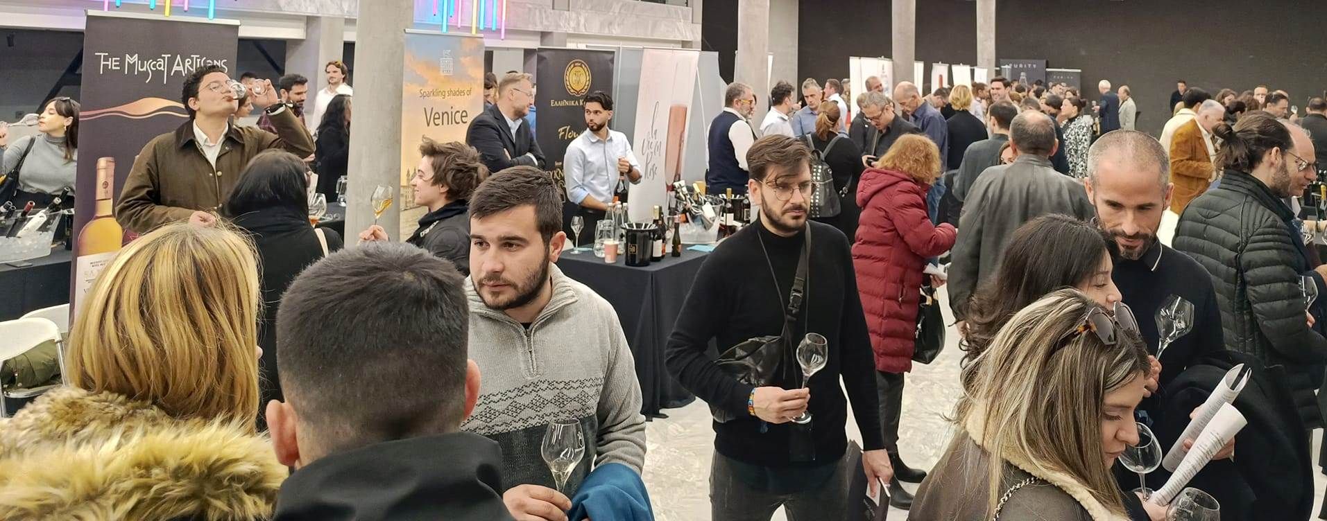 ΣΤΟΝ ΑΦΡΟ ΤΩΝ ΝΕΚΤΑΡ