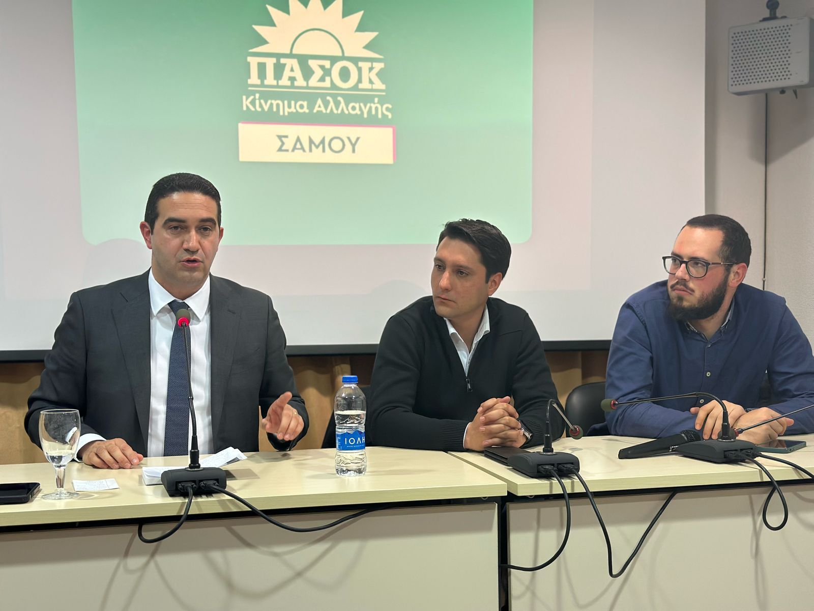 Μιχάλης Κατρίνης:Ανοιχτές οι πληγές της Σάμου, τέσσερα χρόνια μετά από το σεισμό