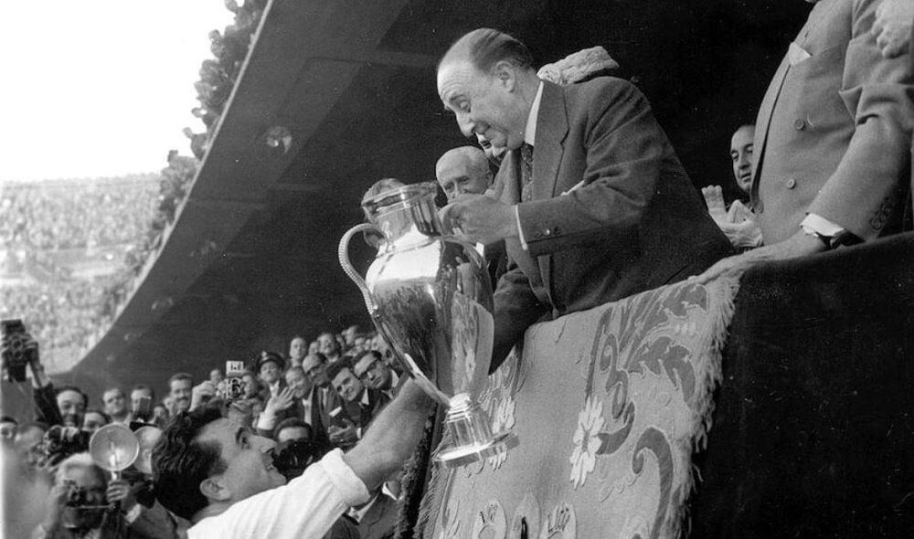 Το ντέρμπι Ρεάλ – Ατλέτικο υπό κοινωνικό πρίσμα και… Φράνκο