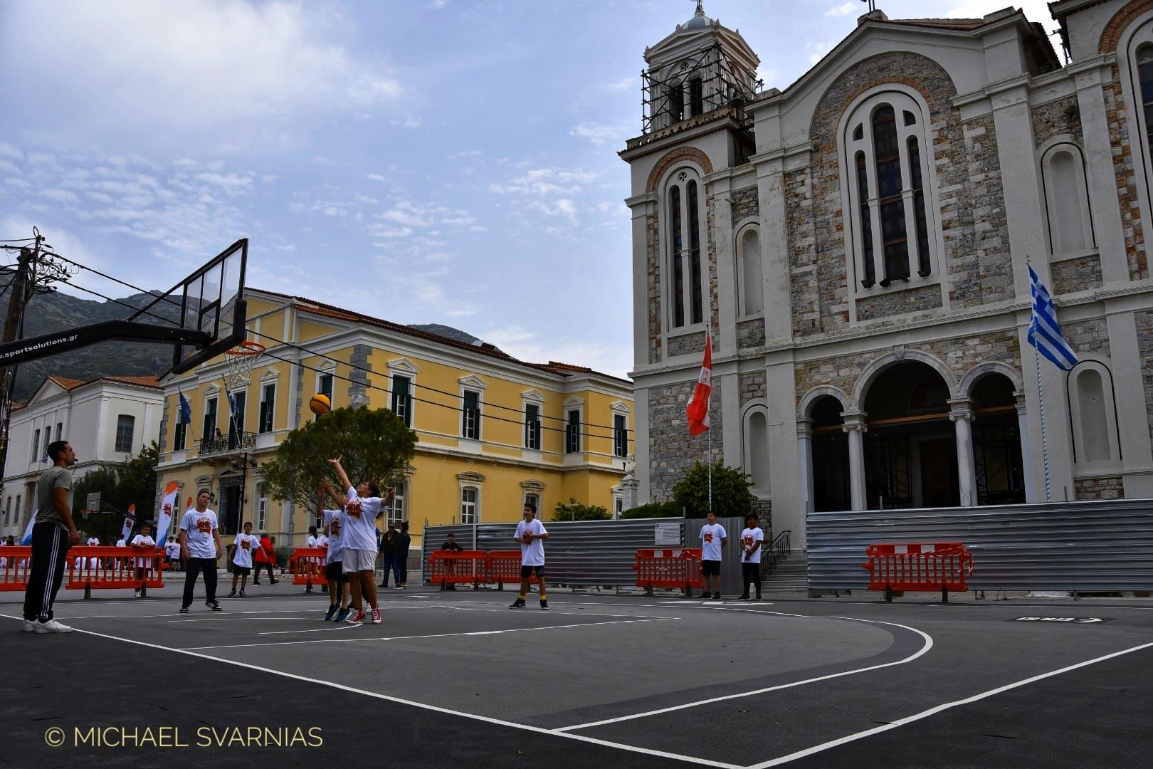 Street Basket στο Δημαρχείο Ανατολικής Σάμου: Δείτε φωτογραφίες και βίντεο