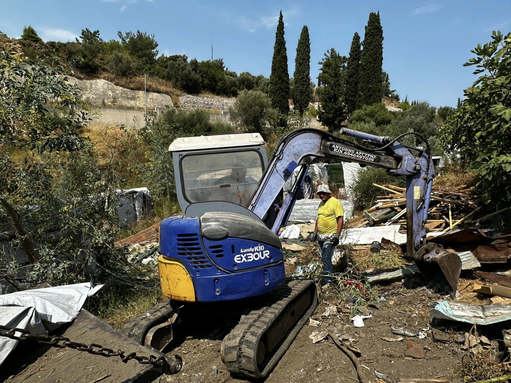 Ξεκινά ο καθαρισμός του πρώην ΚΥΤ στην πόλη της Σάμου