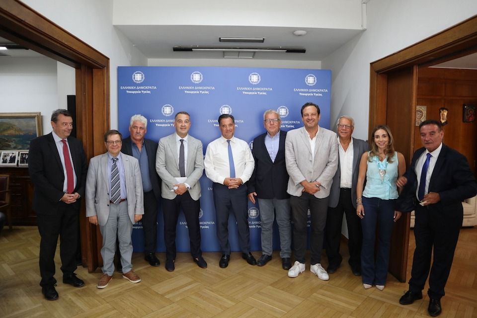 Συνάντηση Βουλευτή Χριστόδουλου Στεφανάδη με τον Υπουργό Υγείας Άδωνη Γεωργιάδη για τα προβλήματα των Μονάδων Υγείας του Νομού Σάμου