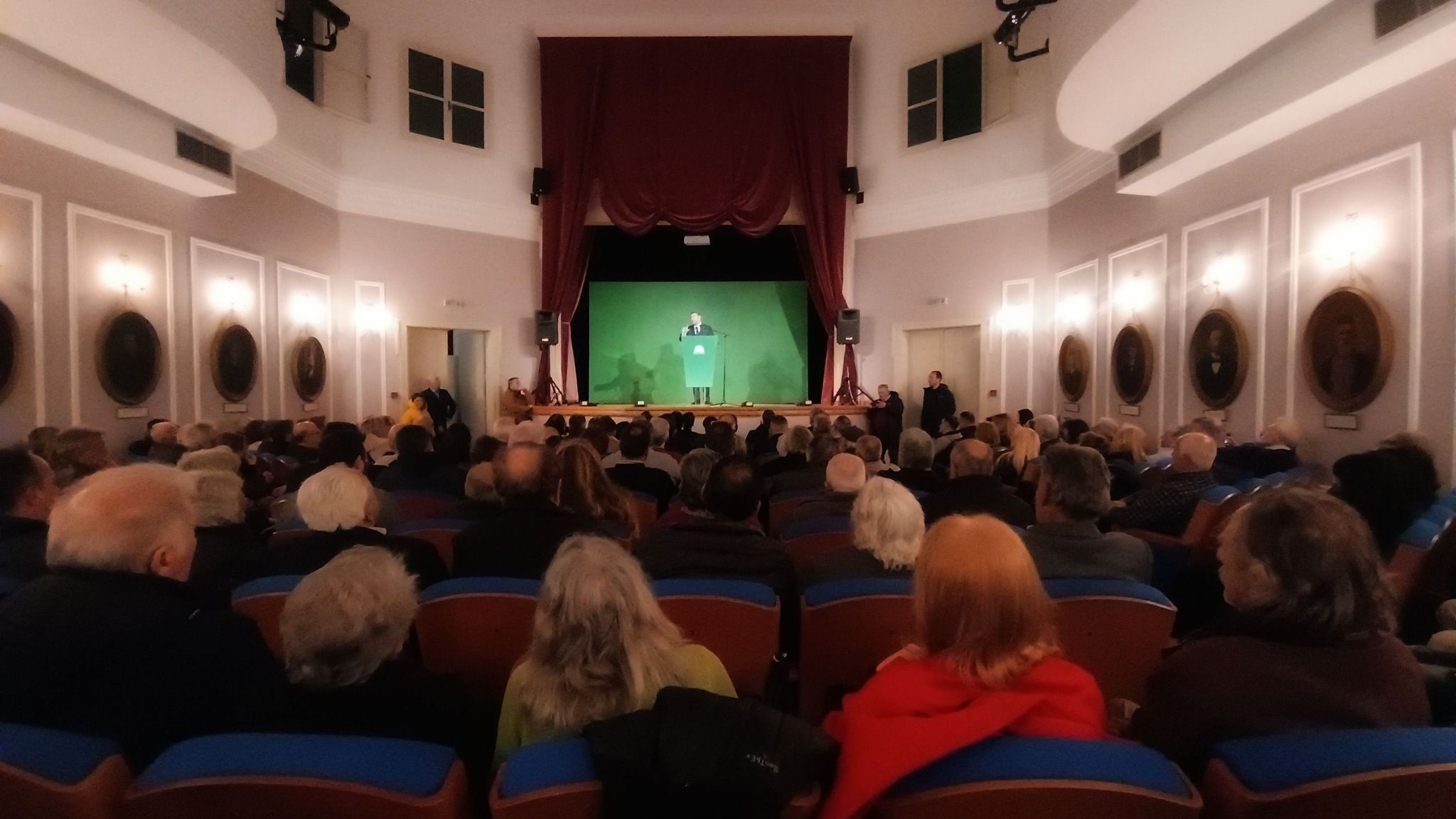 Νίκος Ανδρουλάκης από τη Σάμο: «Η Νέα Δημοκρατία εργαλειοποιεί τους θεσμούς για να αποφύγει την πολιτική ευθύνη»