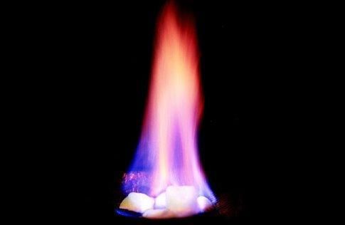 Η Κίνα πανηγυρίζει για την εξόρυξη «εύφλεκτου πάγου» από τον βυθό