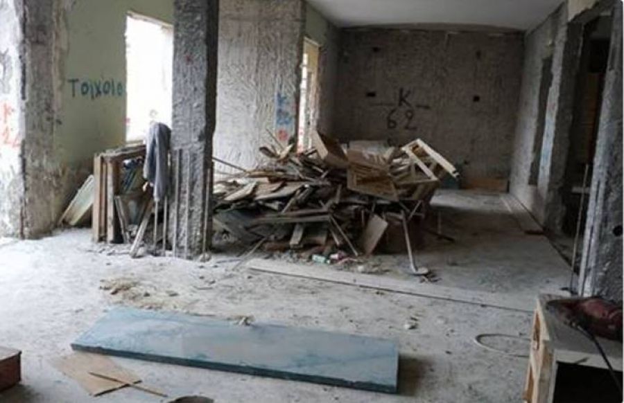 Προχωρούν οι εργασίες στο πρώην Ξενία στην πόλη της Σάμου