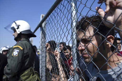 Μεταναστευτικό – προσφυγικό: Το πλήρες σχέδιο της της κυβέρνησης για την αποσυμφόρηση των νησιών