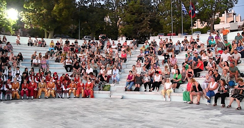 Ο Καπετάν Λαχανάς, αναβιώνει το έθιμο του Κλήδονα VIDEO