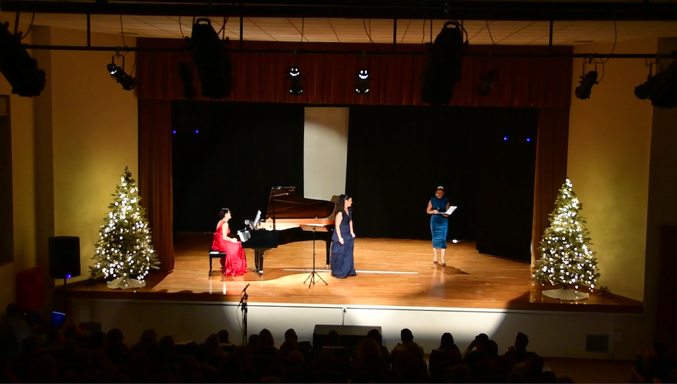 Λαμπερό Χριστουγεννιάτικο Gala 2025 από τη «Μούσα των Σαμίων» στο Επικούρειο Μέγαρο