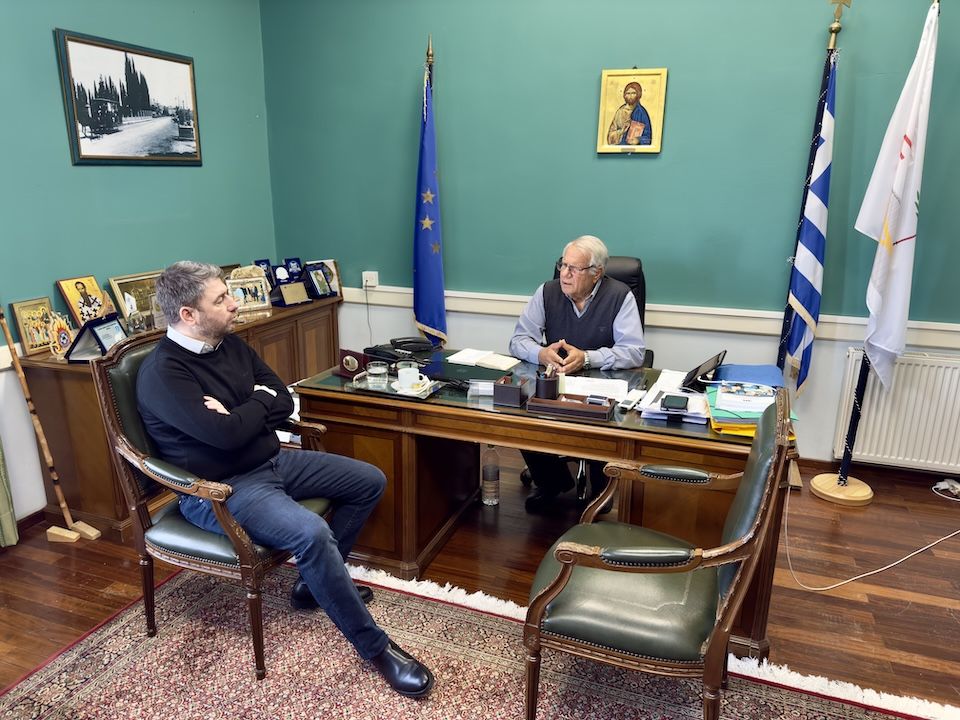 Συνάντηση με τον Πρόεδρο του ΠΑΣΟΚ είχε ο Δήμαρχος Δυτικής Σάμου Θ. Παπαθεοφάνους