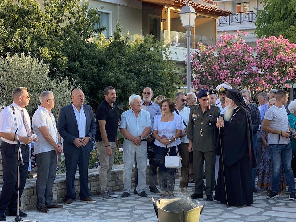 Αποκαλυπτήρια του μνημείου  μνήμης των ξεριζωμένων Ελλήνων της Μικρασιατικής Καταστροφής