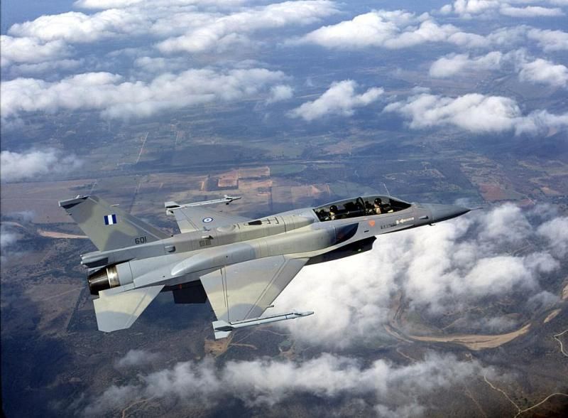 Τουρκικά F-16 πέταξαν δυτικά της Καλύμνου