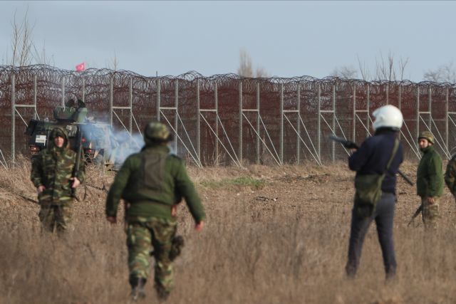 Σκληραίνει τη στάση της η κυβέρνηση για Προσφυγικό: Αναβάθμιση φύλαξης συνόρων – «Φρένο» σε αιτήσεις ασύλου