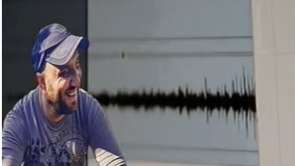 Ικαρία: Η «Οδύσσεια» ενός τυφλού καθηγητή μουσικής σε πέντε απομακρυσμένα χωριά