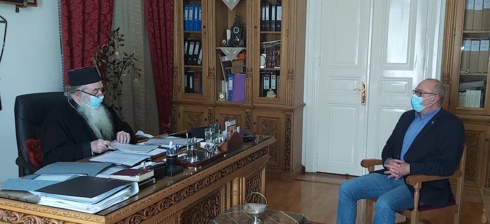 Υπεγράφησαν οι προγραμματικές συμβάσεις Δήμου Α. Σάμου και Ι.Μητρόπολης για τις εργασίες υποστύλωσης κωδωνοστασίων