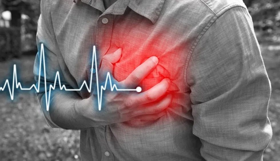 Η έγκαιρη διάγνωση σώζει ζωές: Τα προειδοποιητικά σημάδια της καρδιακής ανακοπής