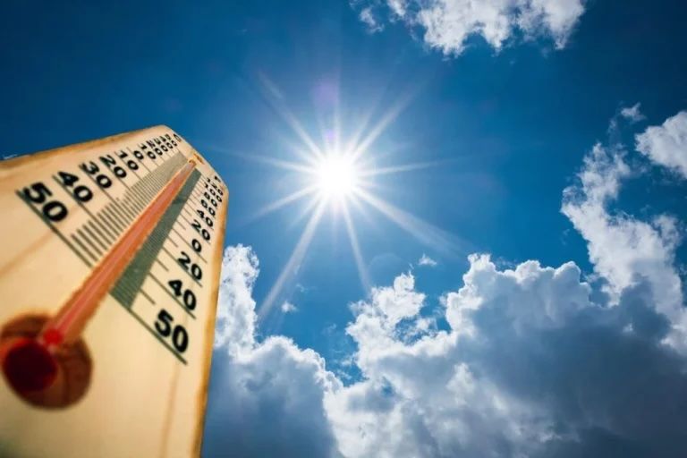 Καύσωνας στη Σάμο: Οδηγίες προστασίας και διαθέσιμοι χώροι δροσιάς από τον Δήμο Ανατολικής Σάμου