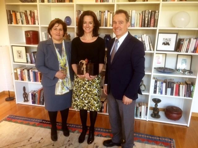 Συνάντηση με την πρέσβη της Αυστραλίας είχε η Περιφερειάρχης Β. Αιγαίου