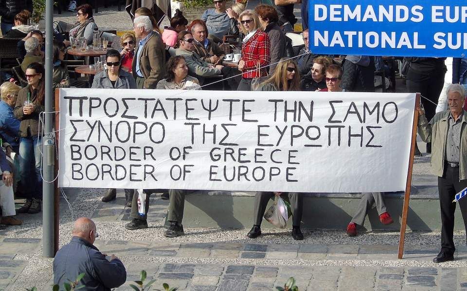 Το χάος με τους μετανάστες στη Σάμο, αποκαλύπτει Γερμανίδα, μόνιμη κάτοικος του νησιού