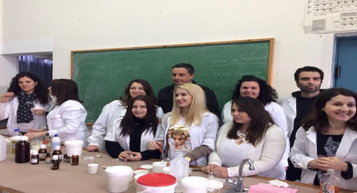 Βοηθοί φαρμακείου στο Δημόσιο ΙΕΚ Σάμου