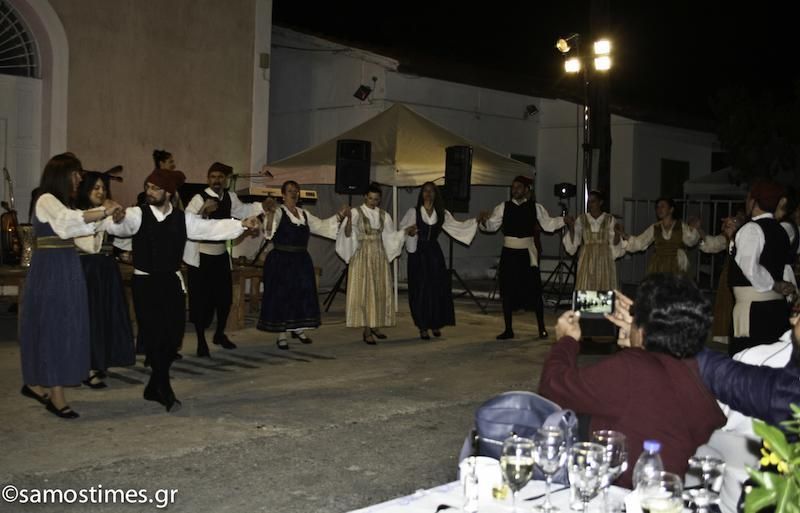 Η Γιορτή της Άνοιξης στο Καρλόβασι. Video