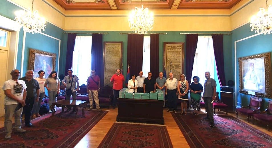 Δήμος Ανατολικής Σάμου, παράδοση τάμπλετ σε σχολεία